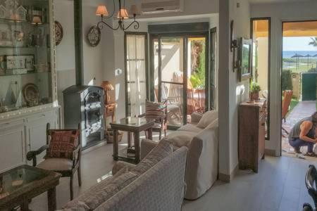 Casa En Primera Linea De Playa Захара де лос Атунес Екстериор снимка